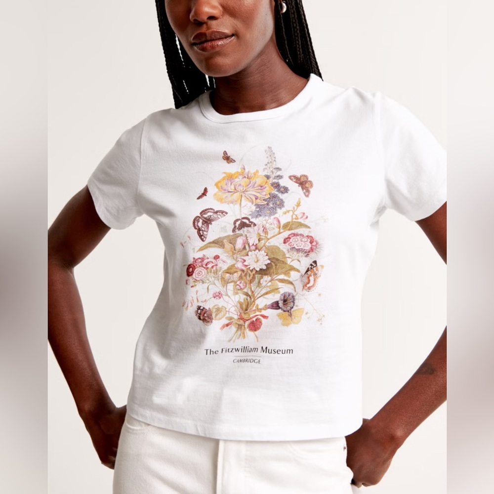 NWT! Short-Sleeve Fitzwilliam Museum Graphic Skimming Tee